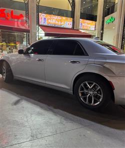 كرايسلر 300